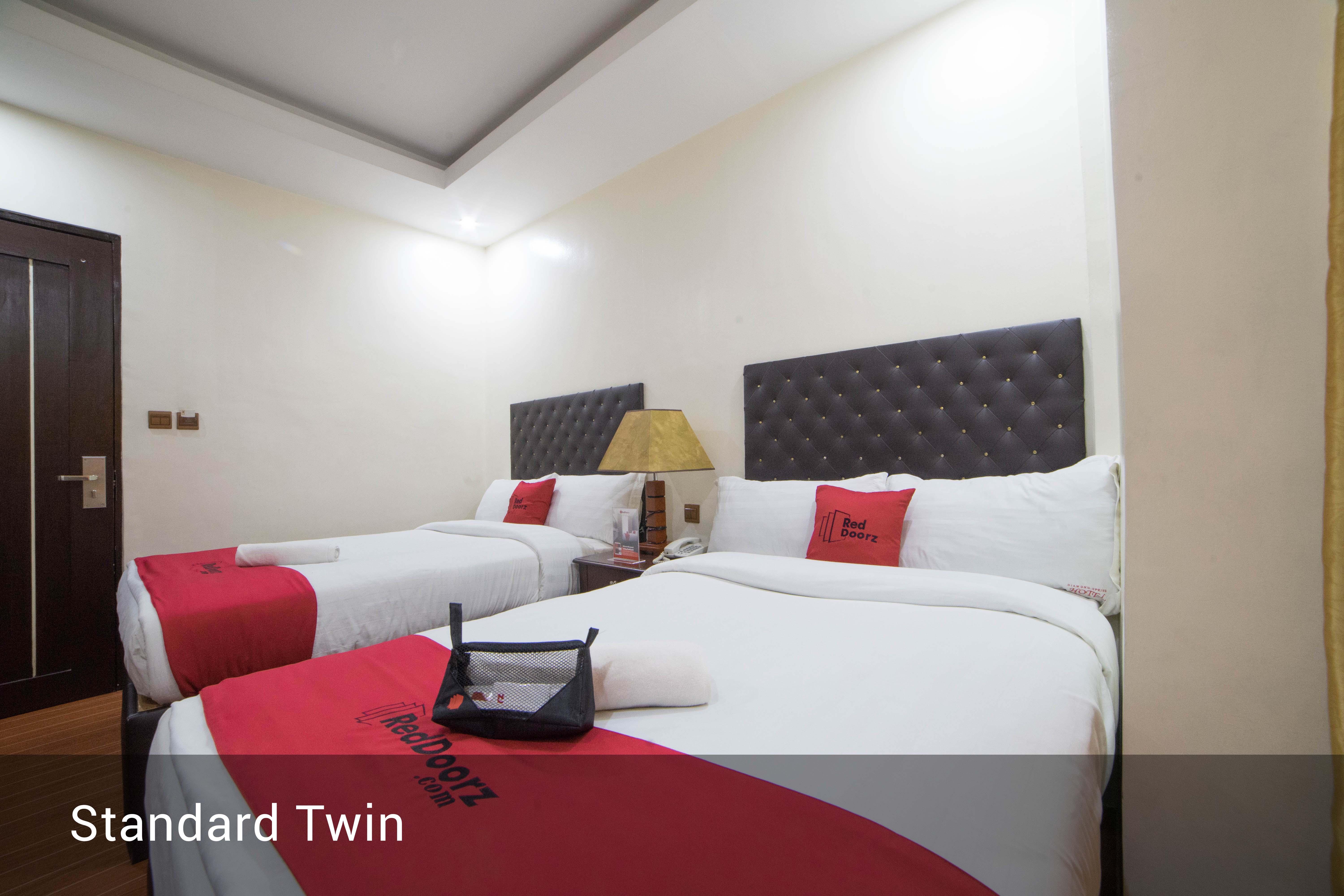 Reddoorz Plus @ Balibago Angeles City Kültér fotó