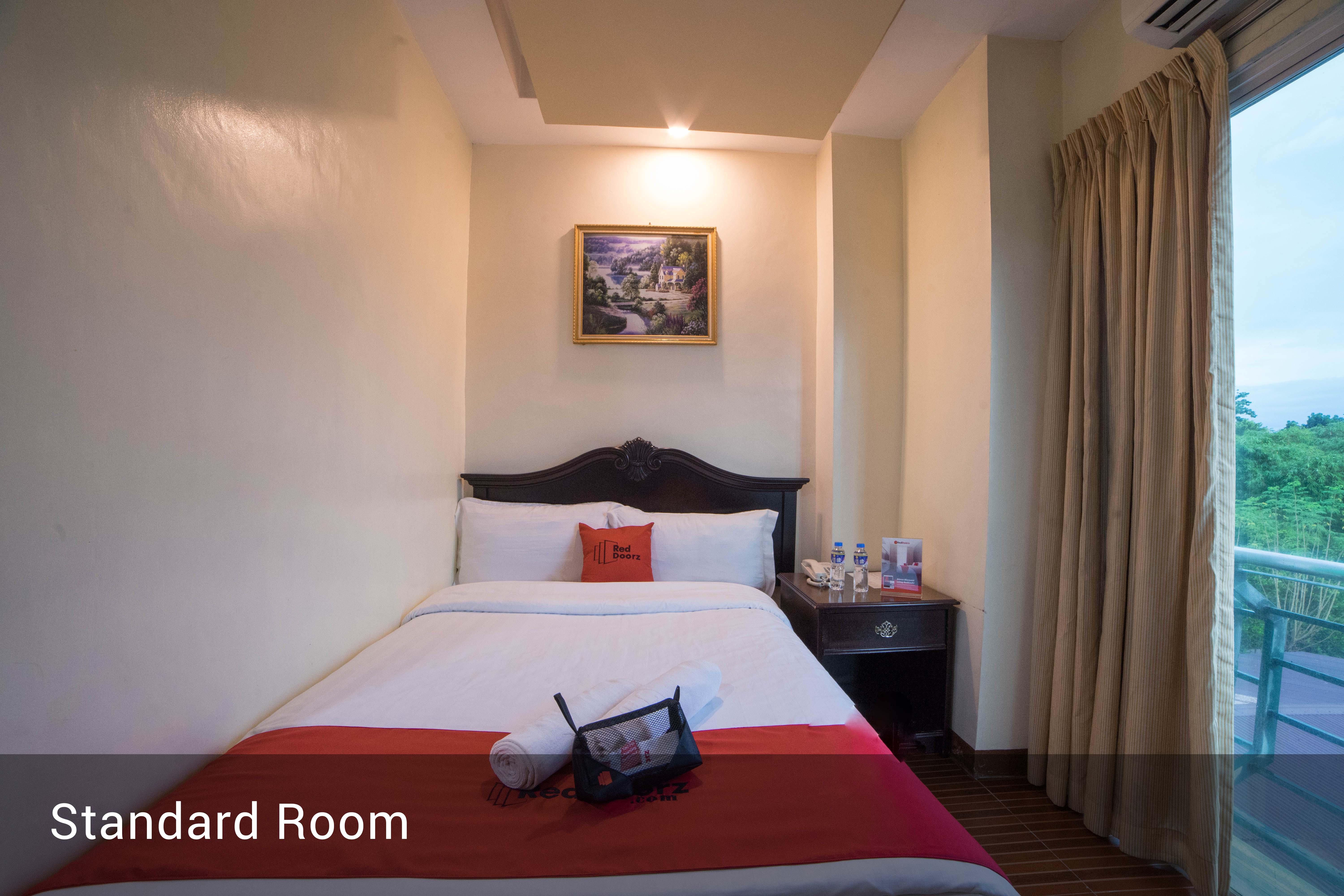 Reddoorz Plus @ Balibago Angeles City Kültér fotó