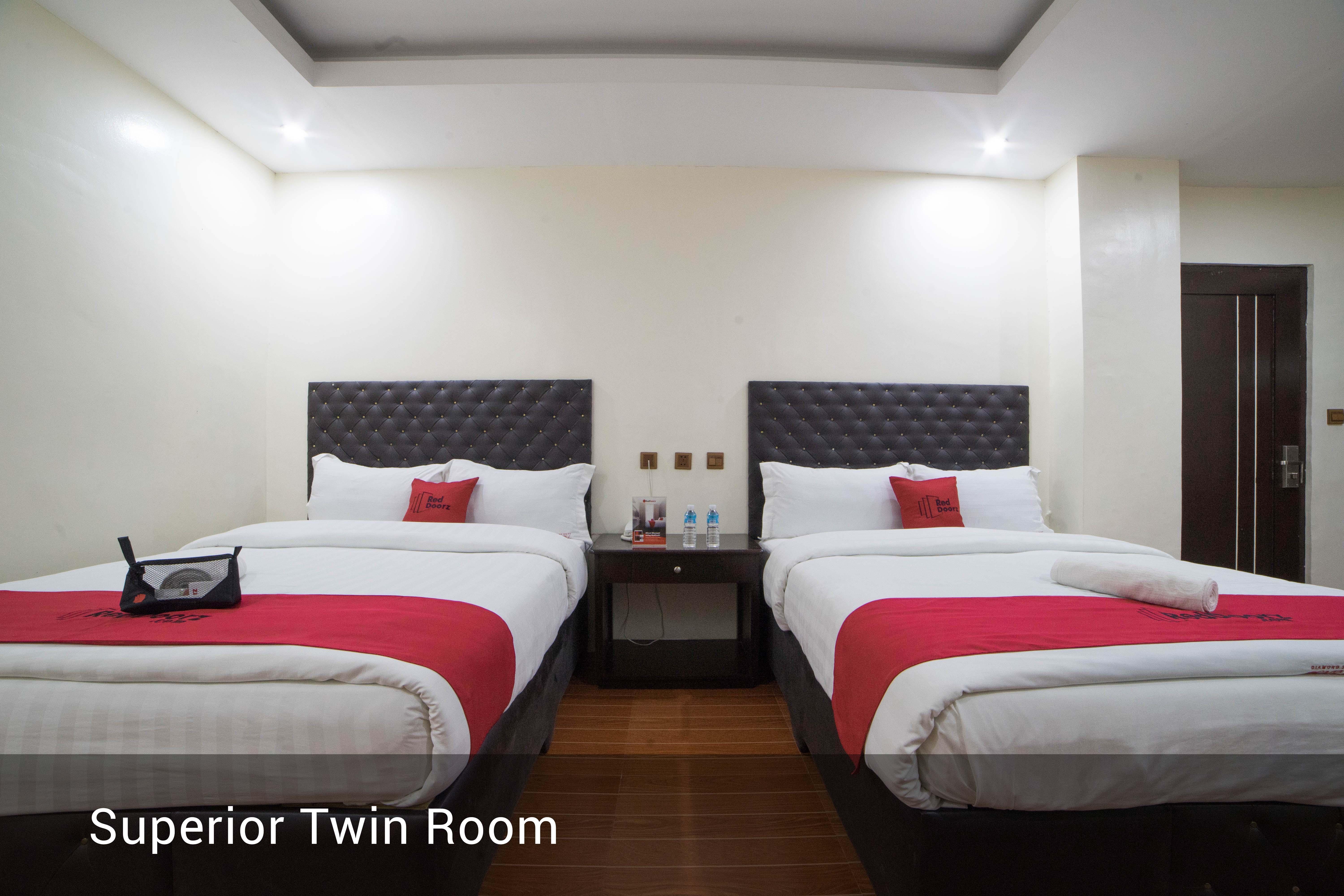 Reddoorz Plus @ Balibago Angeles City Kültér fotó