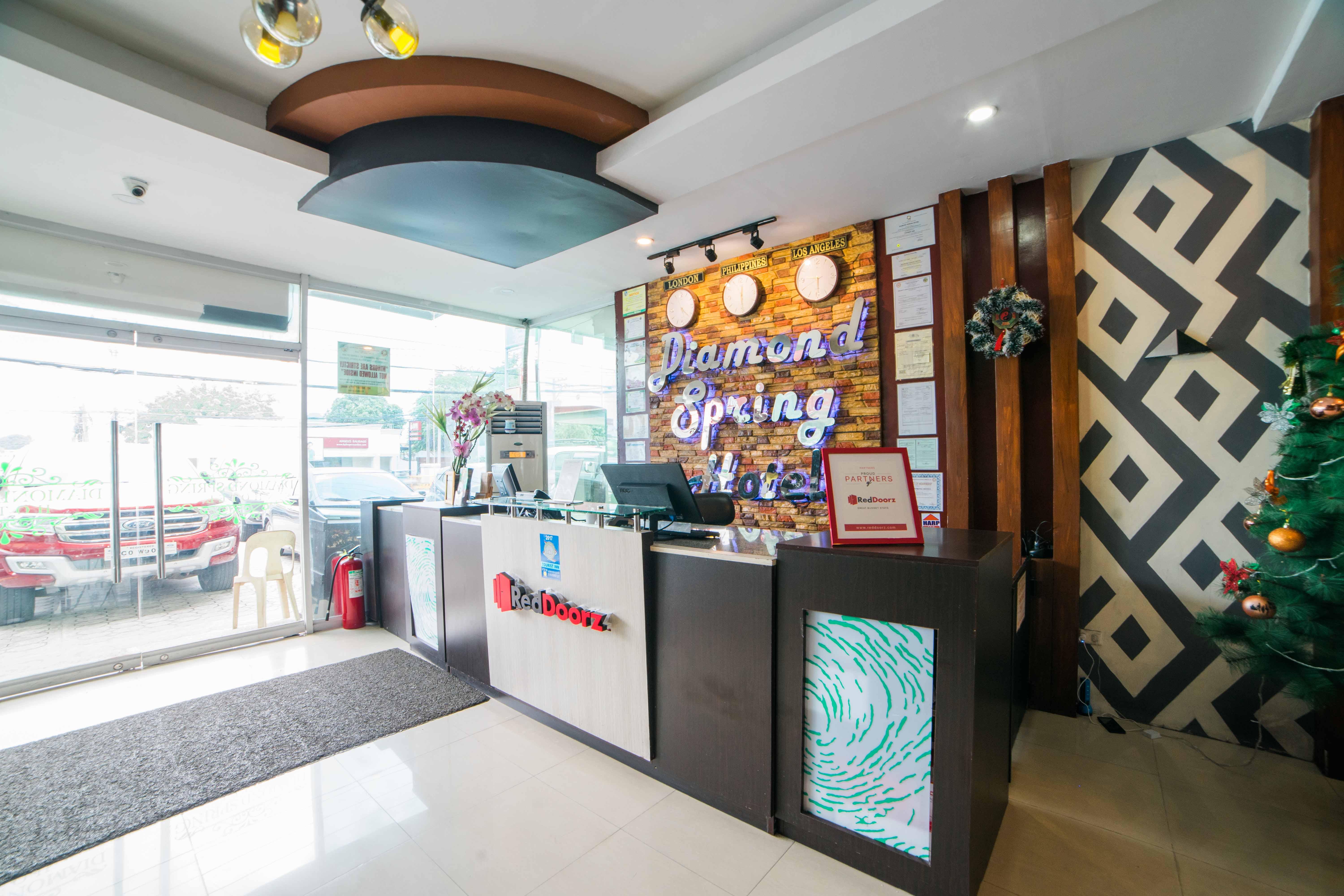 Reddoorz Plus @ Balibago Angeles City Kültér fotó